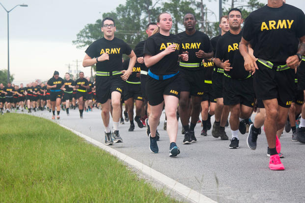 Soldiers of the 3rd Infantry Division kick off the Marne Division’s Independence Day celebration with a division run on Fort Stewart, Ga., July 4, 2018. (U.S. Army photo/Arjenis Nunez)