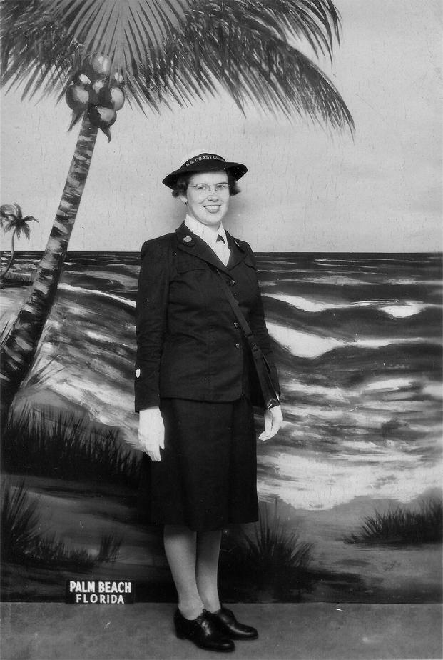 Lois Bouton served as a SPAR from 1943 to 1945.