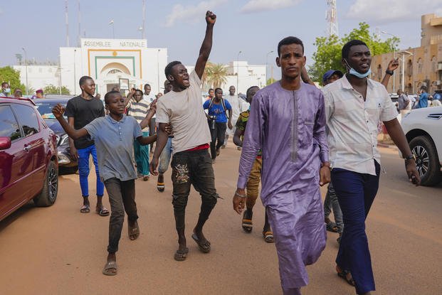 Supporters of Nigerien President Mohamed Bazoum demonstrate