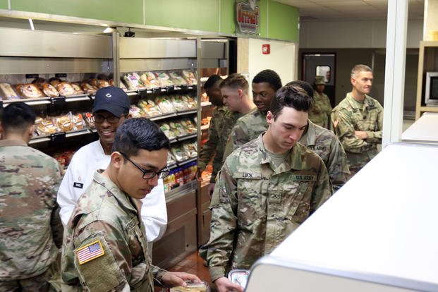 The Army Is Going All-In on Food Kiosks as Base Dining Facilities Struggle